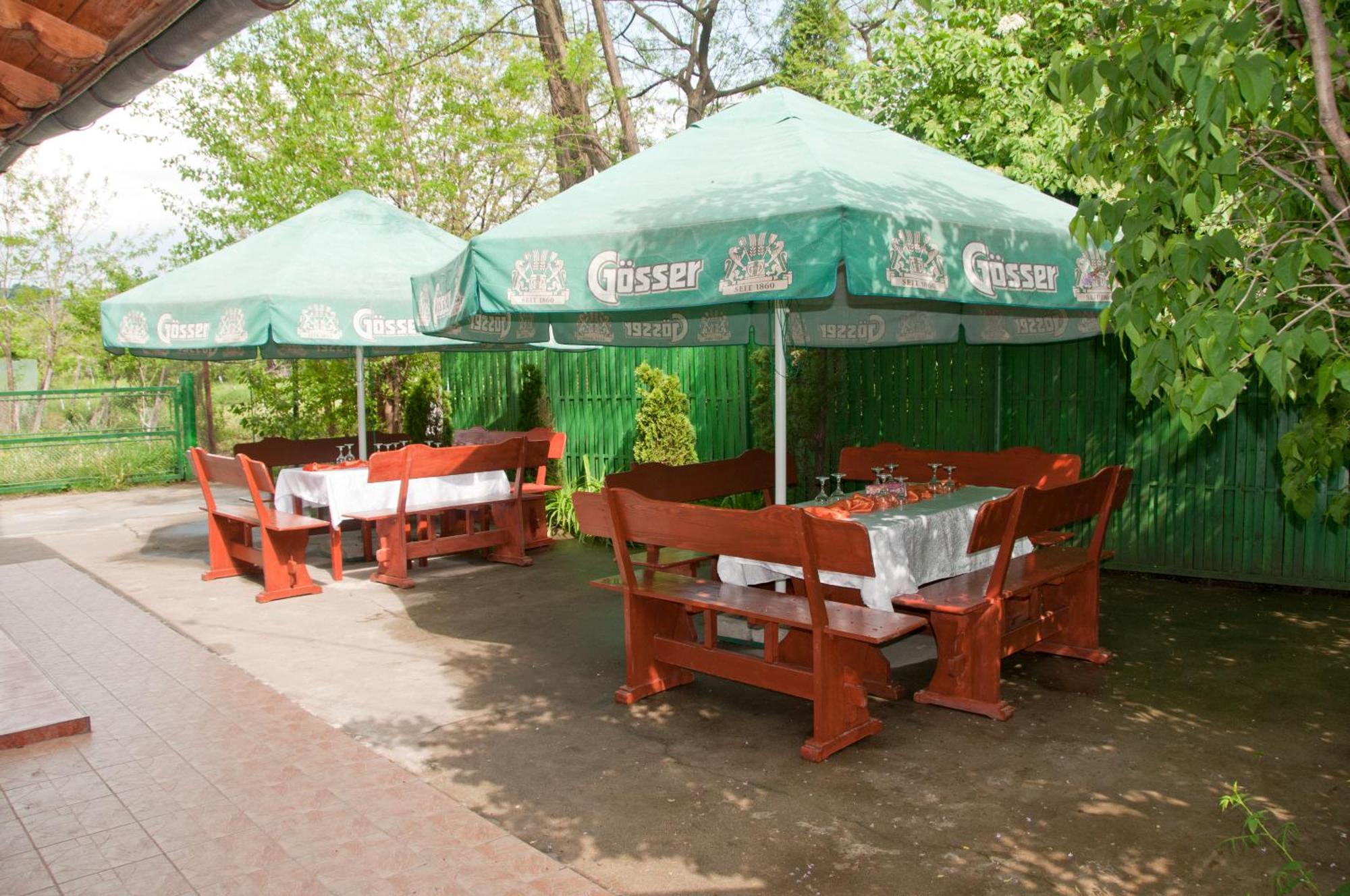 קמפינה Pension Club Montana מראה חיצוני תמונה